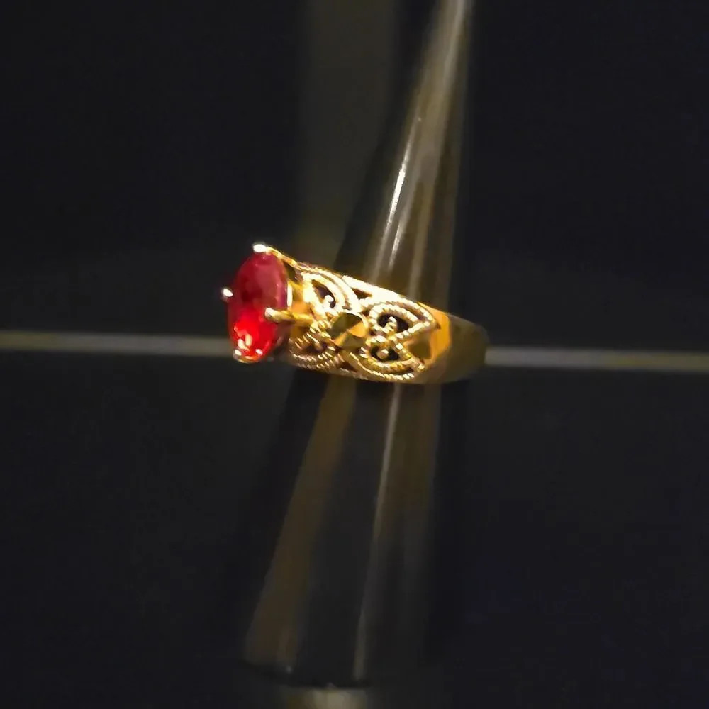 24k Gold Plated 925 Sterling Silver Ring!Elegant FILAGREE Design Garnet.